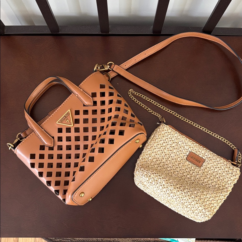 Guess 2 in 1 crossbody w/ removable jute mini bag. NWT - Picture 2 of 14